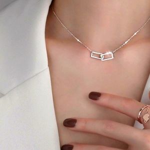 Sterling silver interlocking necklace 9.25